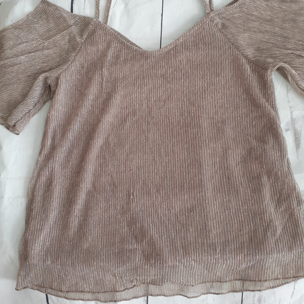 Metallic flutter sleeve top